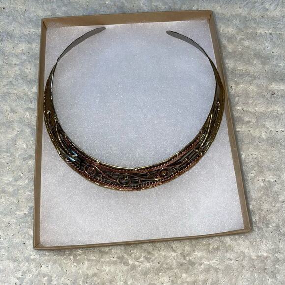 Mixed Metal Collared Necklace | Sz OS - Picture 2 of 3